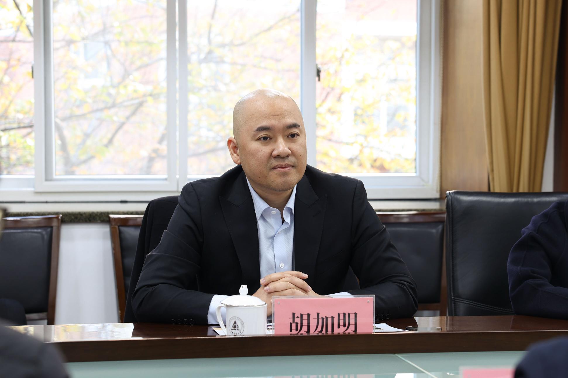 校友回校交流座谈会交流照片